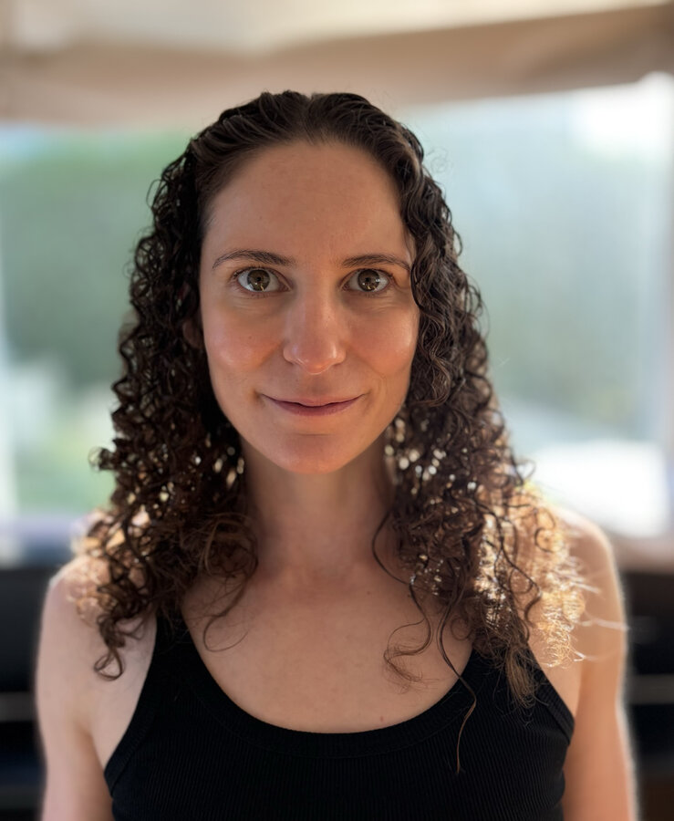 Vivian, licensed massage therapist at Vida Massage